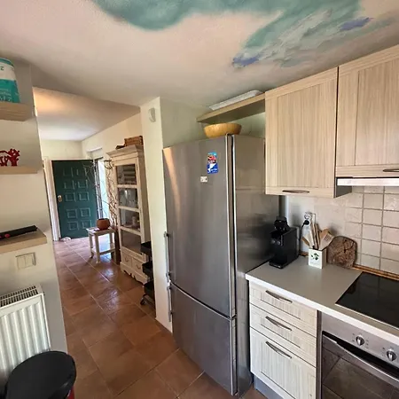 펜션 Elegant Maisonette At *