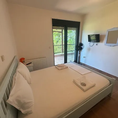 Elegant Maisonette At 페프코초리